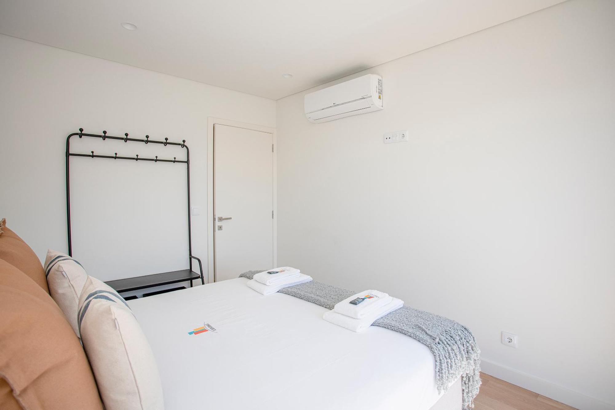 Liiiving In Porto - City Design Apartments Exterior photo