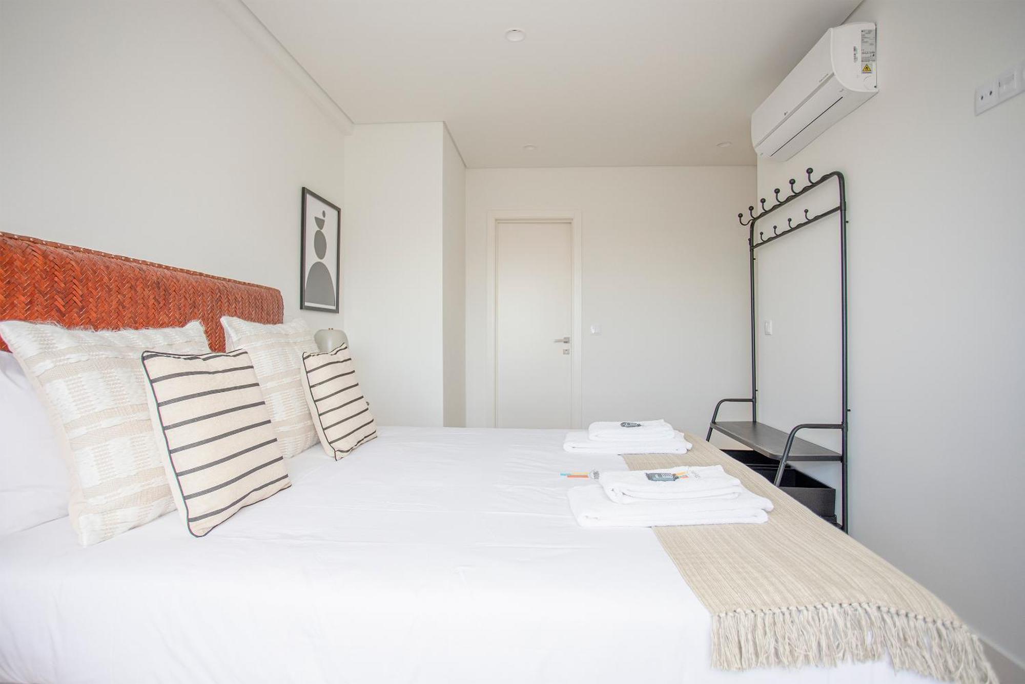 Liiiving In Porto - City Design Apartments Exterior photo