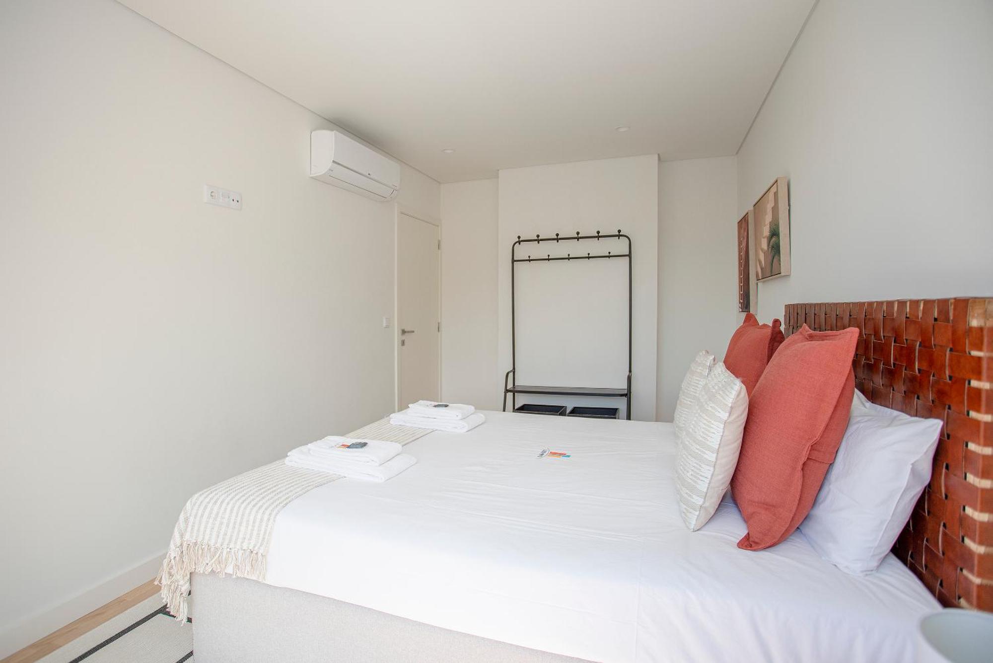 Liiiving In Porto - City Design Apartments Exterior photo